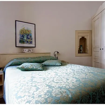 Hotel Minyon 3*